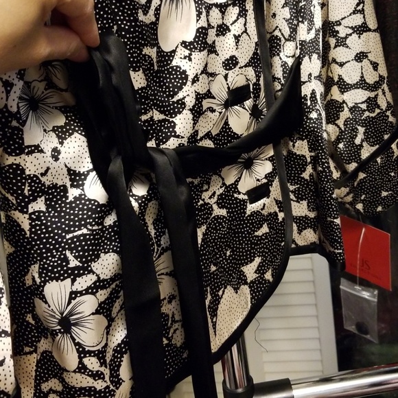 Js collection silk jacket size 10 - Picture 6 of 6